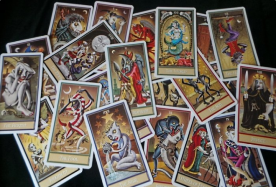 万圣节无头骑士与南瓜灯的奇幻冒险